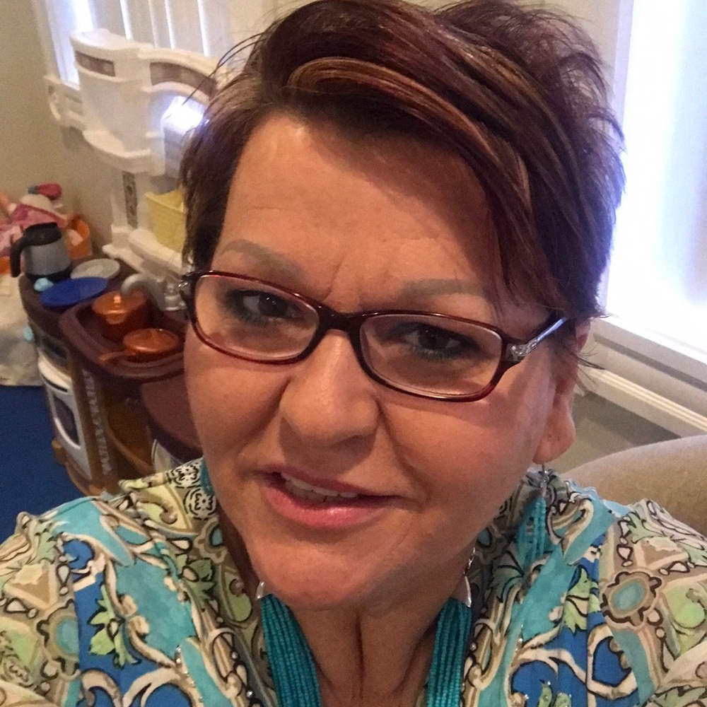 Meet your Posher, Angelika